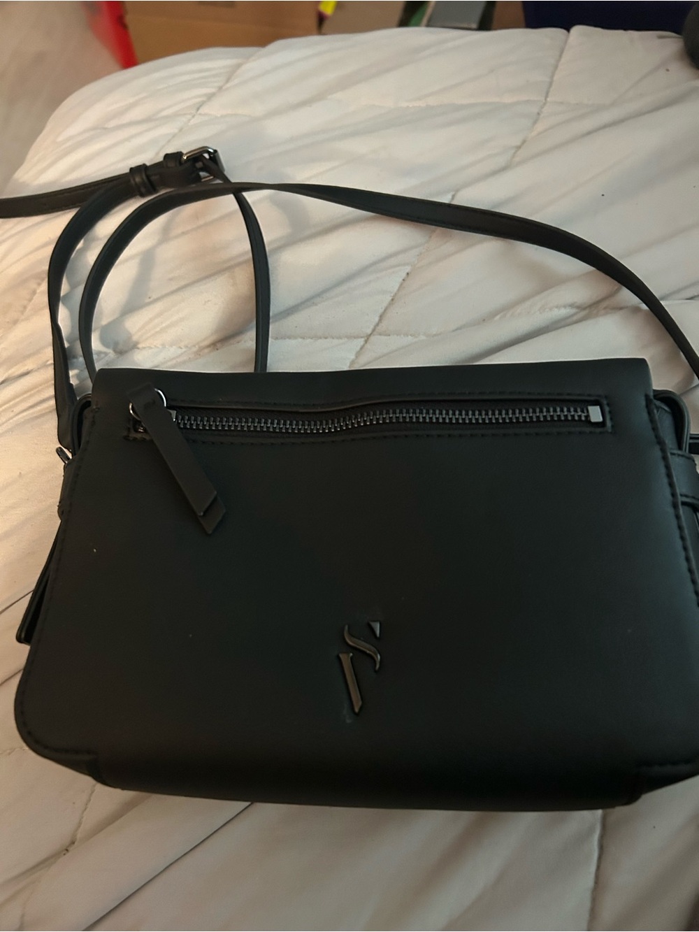 Simply Vera Vera Wang Black Crossbody Bag